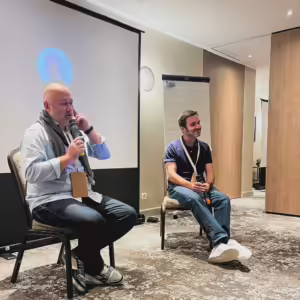 Head of client solutions et chief experience officer débattent sur les design systems.